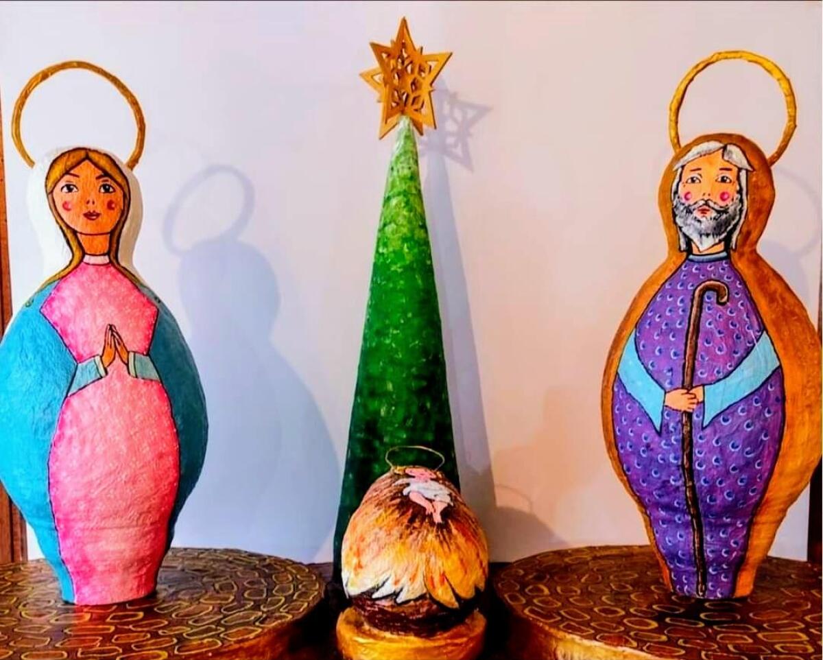 Iolanda Morante riceve menzione speciale per il Presepe artistico "La natività" realizzato in cartapesta. - 