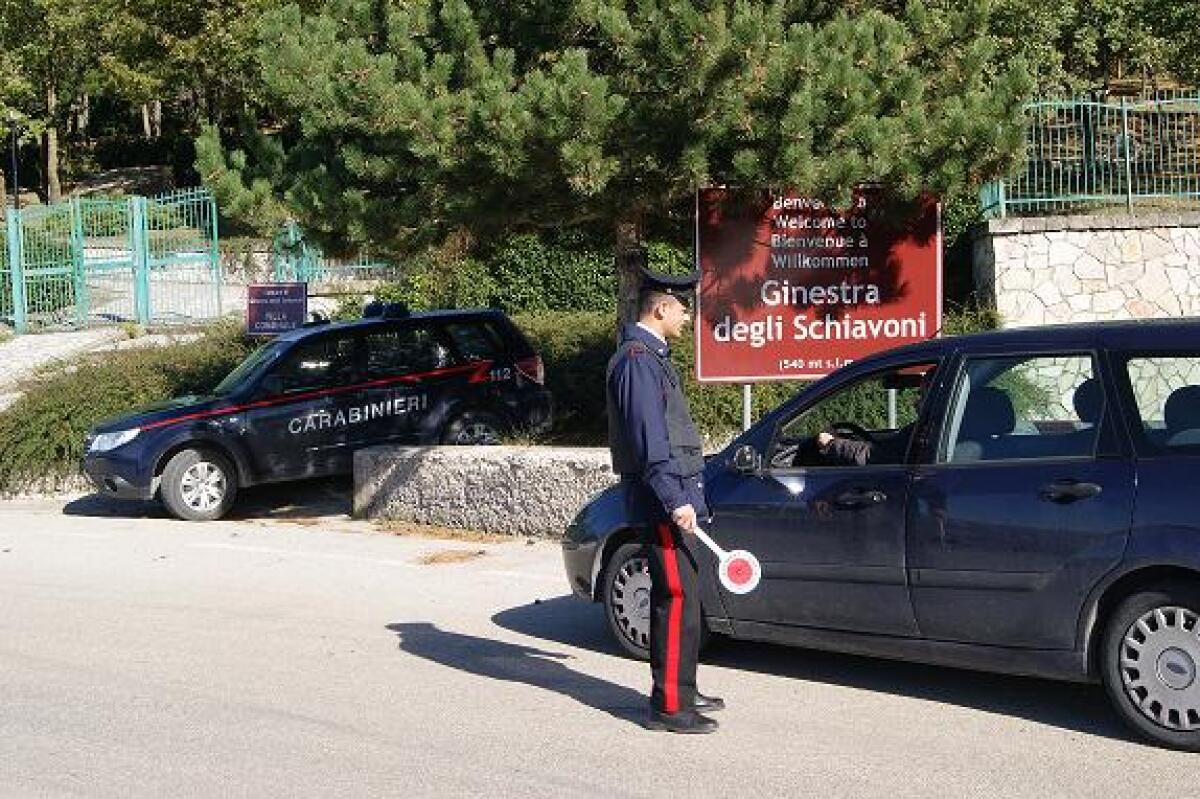 Lanciano da un fuoristrada due grossi petardi che esplodono, paura a Ginestra degli Schiavoni. - 