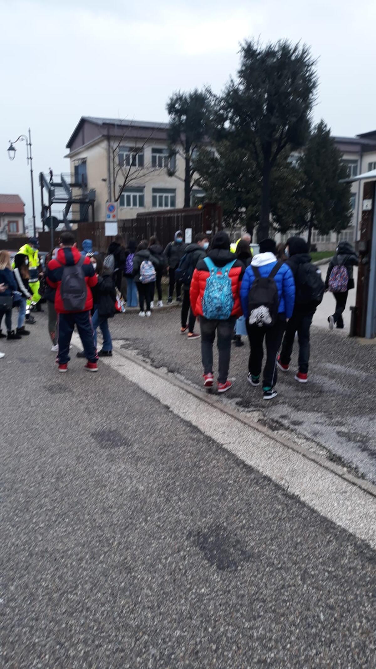 Covid-19. Altri quattro studenti positivi in Irpinia. - 