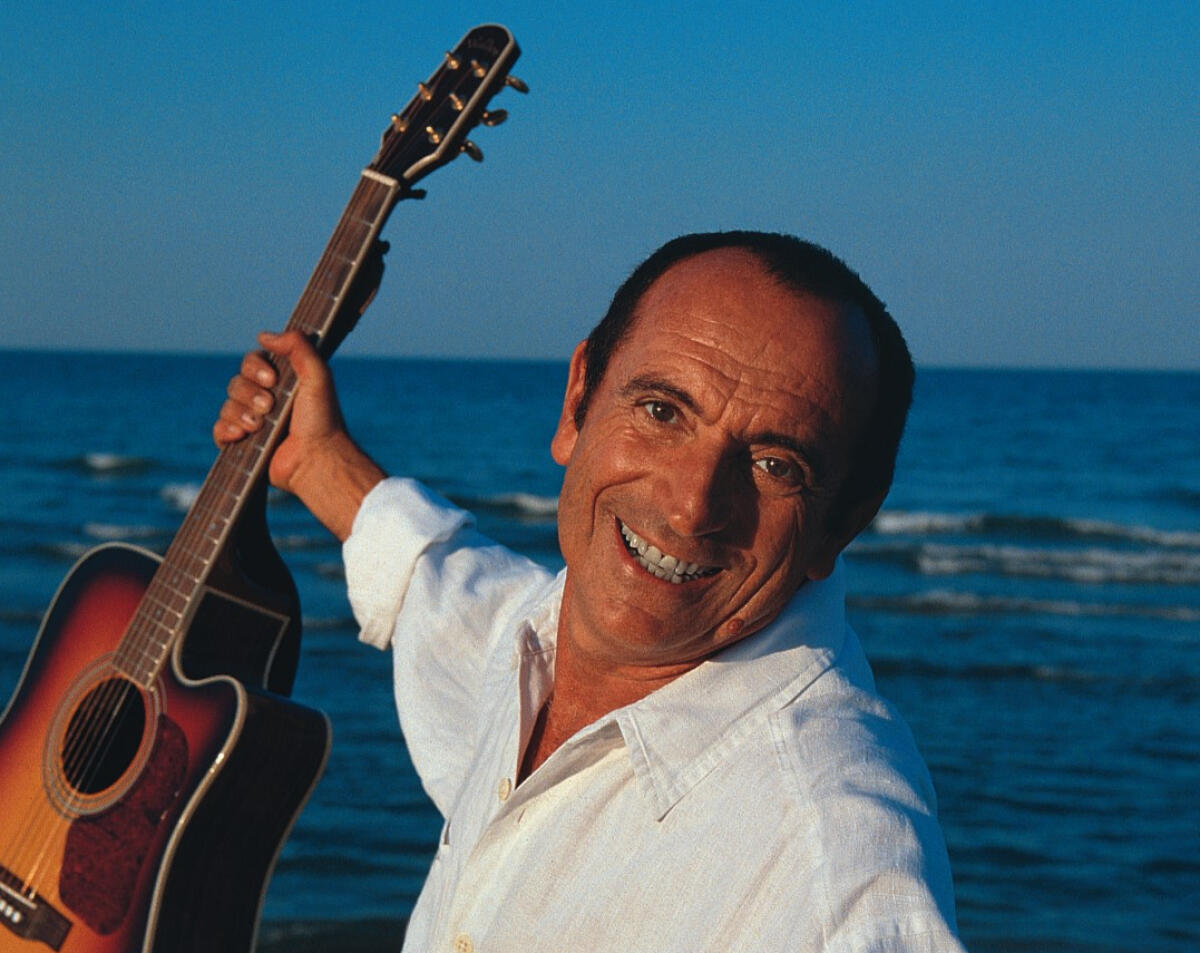 Addio a Raoul Casadei, il re del liscio. - 