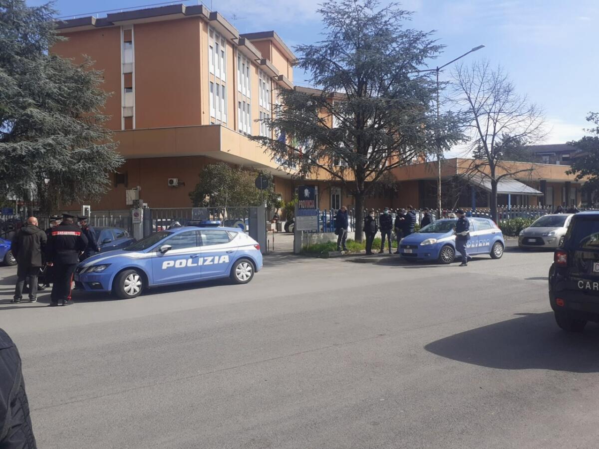 Manifestazione di protesta dei lavoratori della manutenzione stradale provincia di Benevento. - 