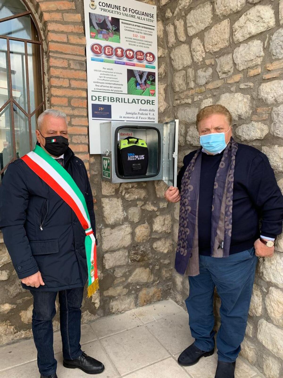Foglianise si dota di un defibrillatore pubblico, un grande dono alla cittadinanza. - 