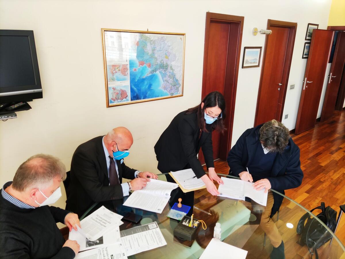 Campania Green, finanziamenti reti fognarie e depuratori. Altri nove comuni siglano l'intesa con l'Ente Idrico Campano. - 