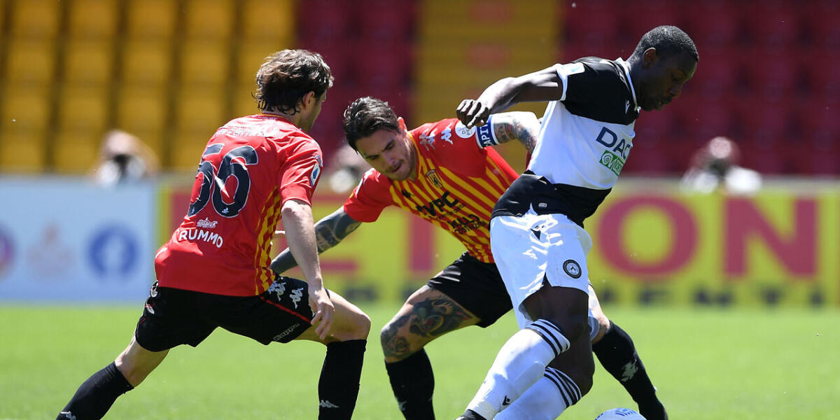 Dopo la sconfitta con l'Udinese, Benevento in silenzio stampa. - 