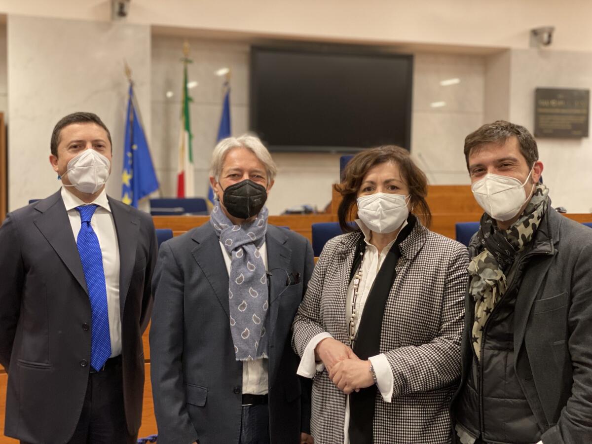 Parità retributiva, sostegno all'occupazione e all'imprenditoria femminile, valorizzazione delle competenze. - 