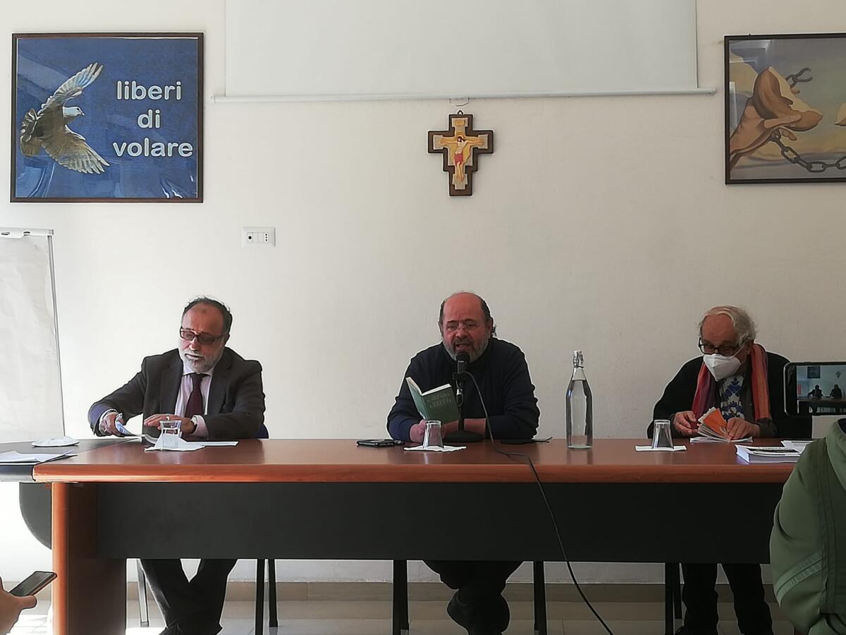 I Vescovi Campani: "La risposta alla delinquenza non puo' più essere solo il carcere" - 