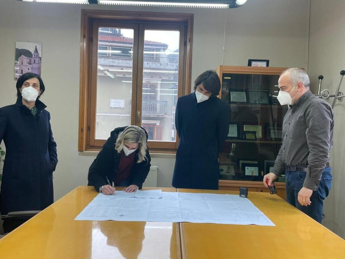 Volturara I.. Al via i lavori di adeguamento e completamento della rete fognaria e di un nuovo impianto di depurazione - 