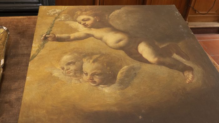 Montesarchio. Sono tornati a casa i dipinti trafugati dall'ex convento delle Clarisse.