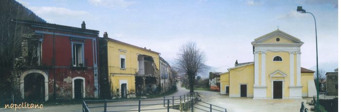 Cervinara. Dopo l'alluvione del 1999 rinasce Piazza Joffredo.