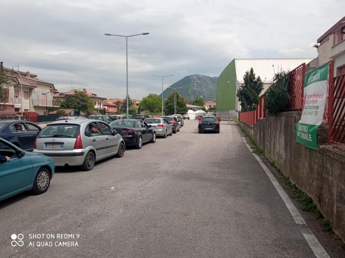 Cervinara. In pieno svolgimento un' altra giornata di Drive in. - 