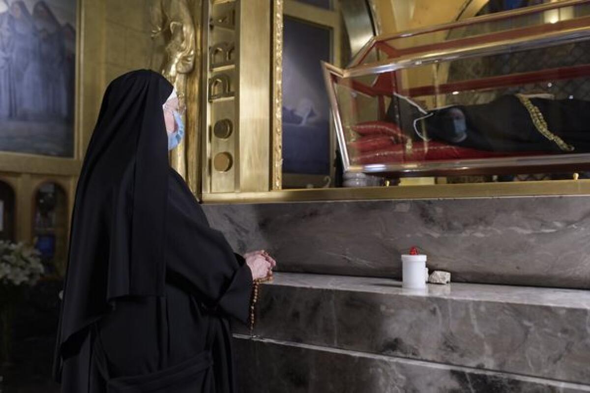 Milioni di cuori in festa con Santa Rita per un domani di nuova speranza. - 