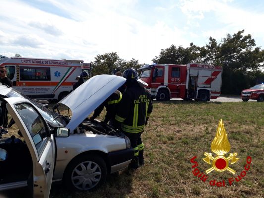 Flumeri. Scontro tra auto, due feriti.
