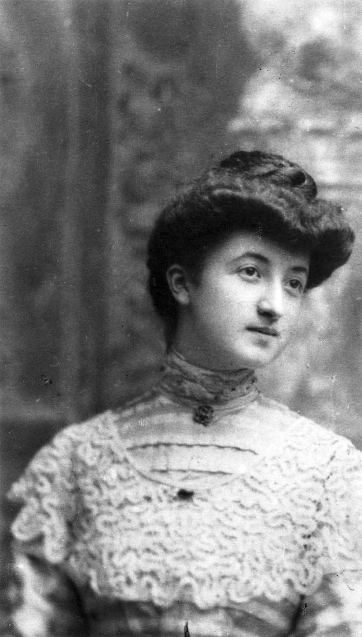 Una Grande Donna del Novecento Italiano Armida Barelli verso la Beatificazione. - 