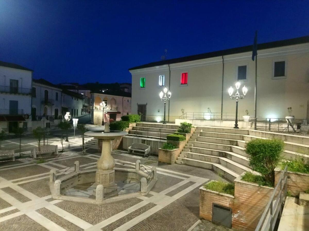Altavilla I.. Proposta istituzione di una Panchina Blu per testimoniare importanza entrambe figure genitoriali in caso di separazione - 