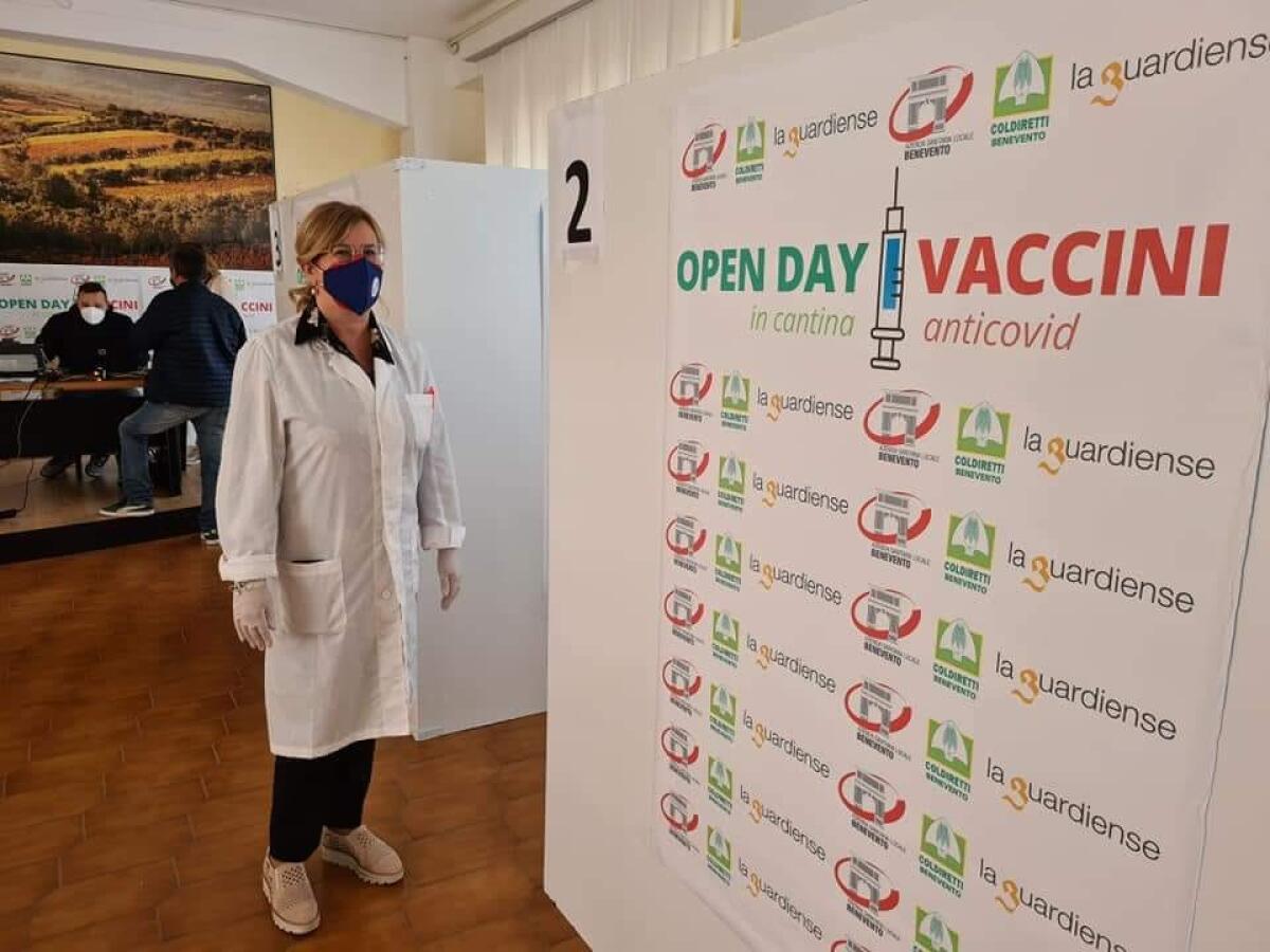 Torna Vaccini in Cantina, Domenica i Richiami presso Solopaca e Guardiense. - 