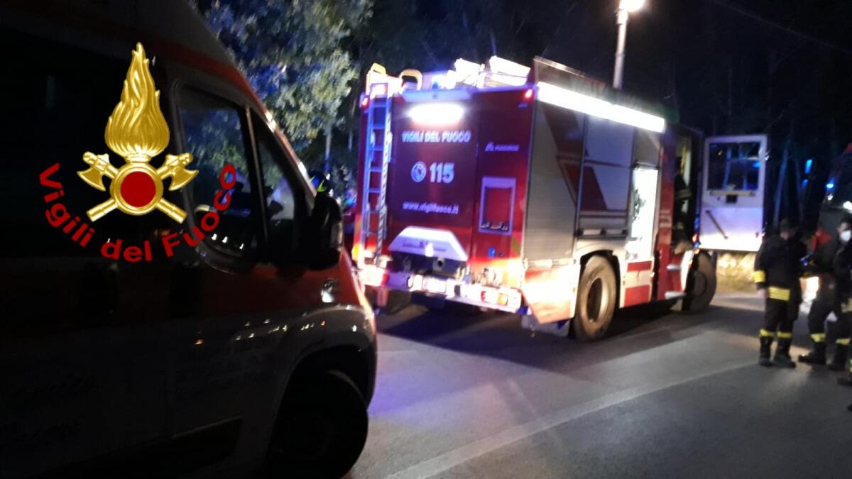 Tre ragazzi feriti in un incidente stradale - 