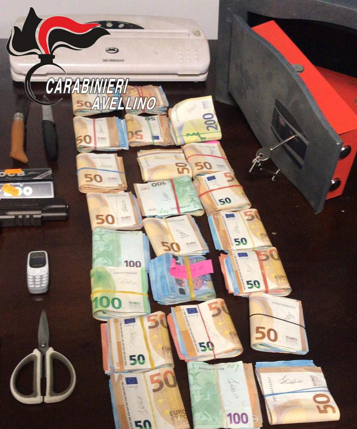 Spaccio di droga, in manette due fratelli - 