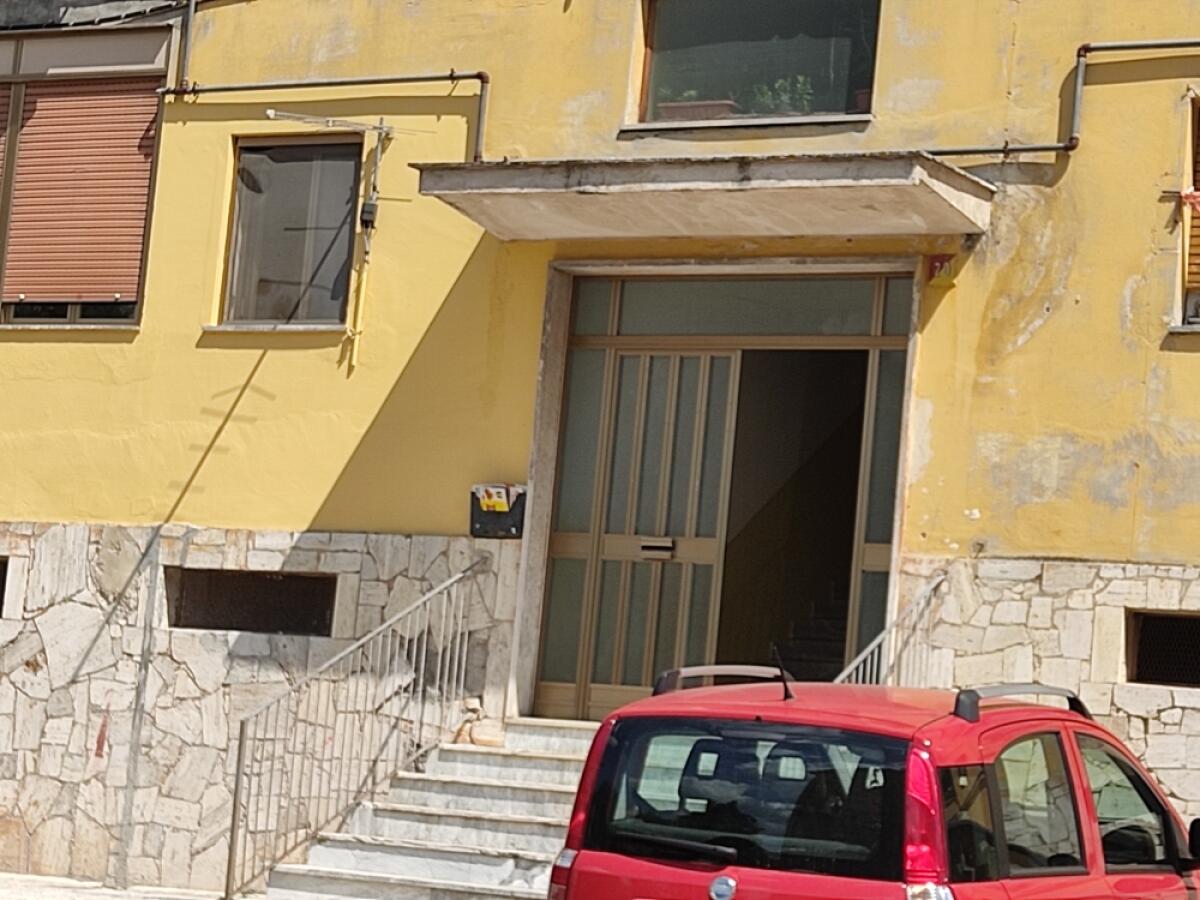 Occupazione abusiva di alloggio, denunciata una 20 enne - 