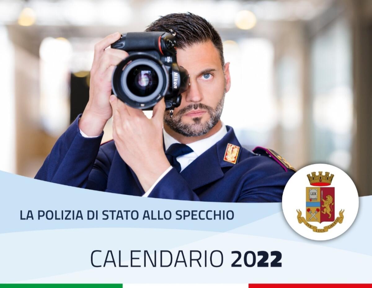 Calendario 2022 della Polizia di Stato con foto scattate da 12 poliziotti - 