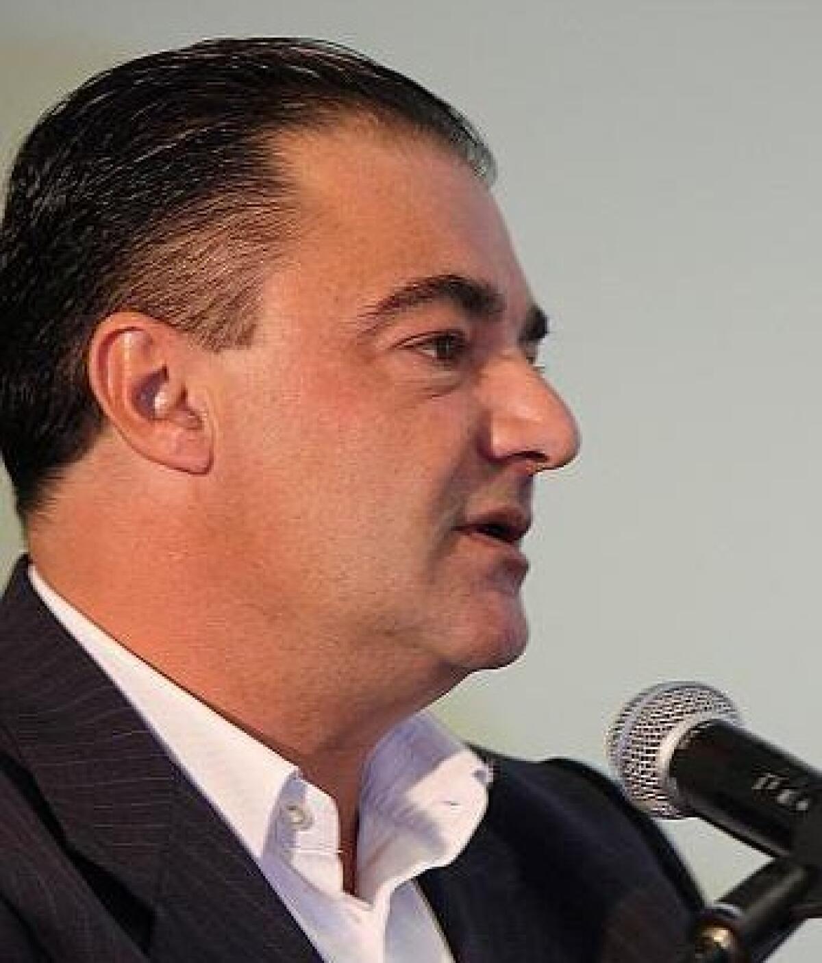 San Martino V.C. Il candidato sindaco Troiano attacca l'amministrazione Pisano - 