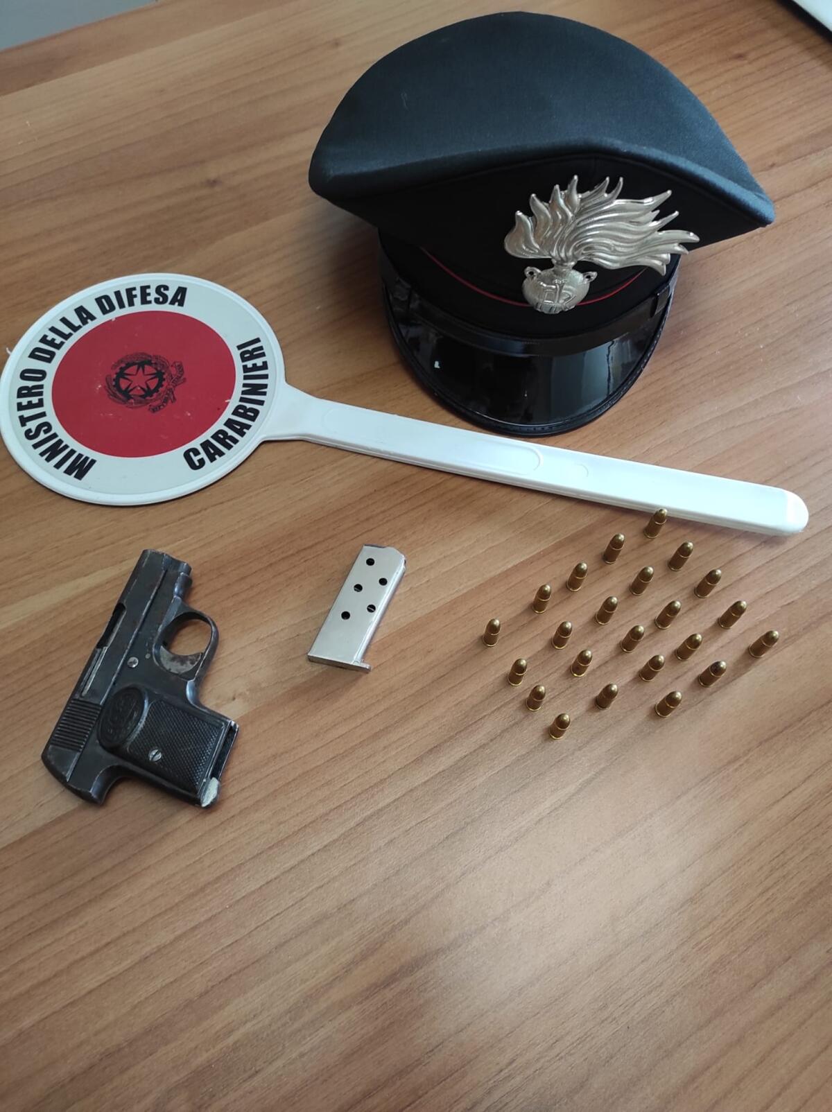 Forchia. Trovato in possesso di armi e munizioni, arrestato un 50 enne di Roccabascerana - 