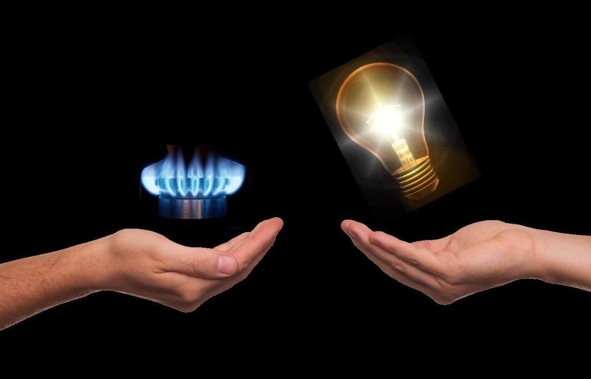 Aumento delle tariffe di luce e gas, una follia - 