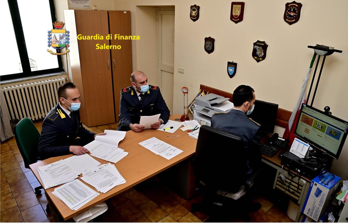 Contributi covid a fondo perduto: sequestrati dalla Guardia di finanza beni per 50 mila euro - 