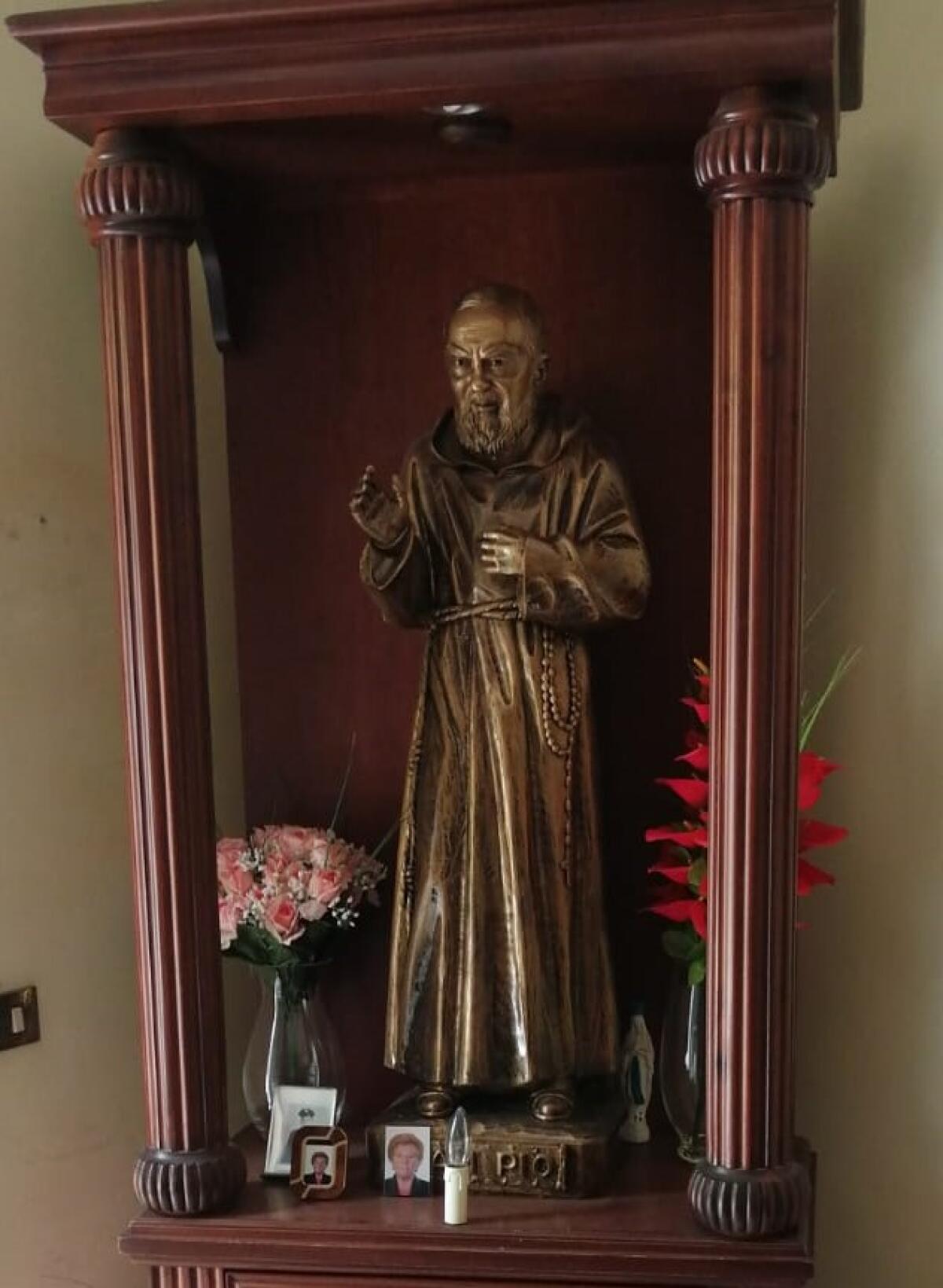 Una Statua di Padre Pio donata alla Confraternita “Immacolata Concezione“ di Joffredo-Castello - 
