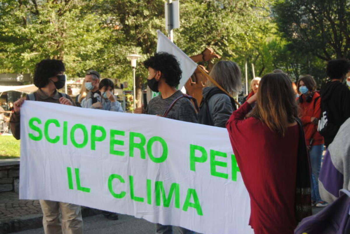 Anche Avellino e' scesa in piazza in occasione dello Sciopero Globale per il Clima - 