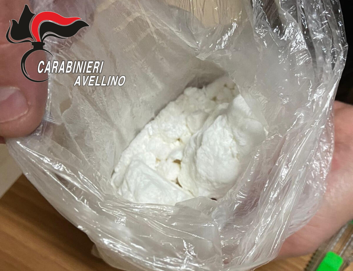 Fermato con 280 grammi di cocaina nascosta sotto al sedile, in manette un 33 enne - 