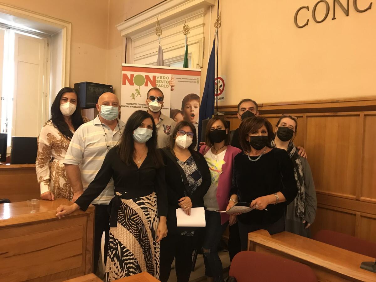 Minori maltrattati, presentato a Palazzo Mosti il progetto regionale “Non vedo, non sento, non parlo” - 