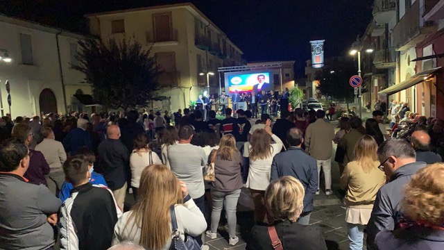 Rotondi verso il voto, grande partecipazione per il primo comizio di ViViamo Rotondi