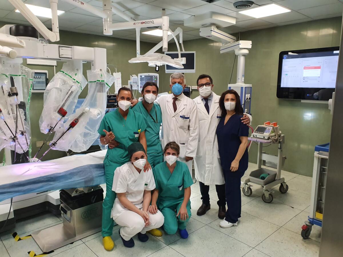 A.O.R.N. “San Pio” : 50 interventi di chirurgia robotica a 4 mesi dall’istallazione del Da Vinci - 