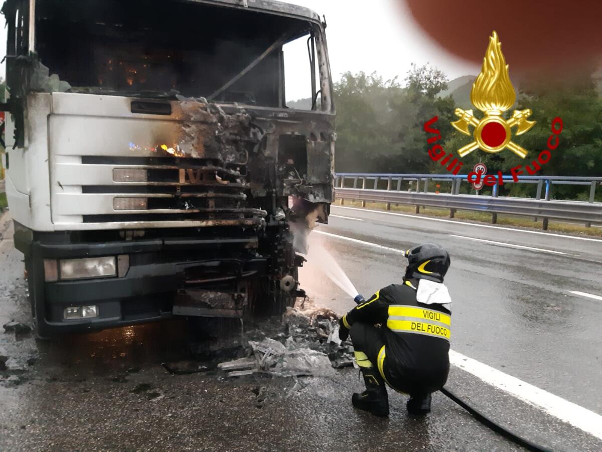 Doppio intervento dei Vigili del Fuoco di Avellino. - 