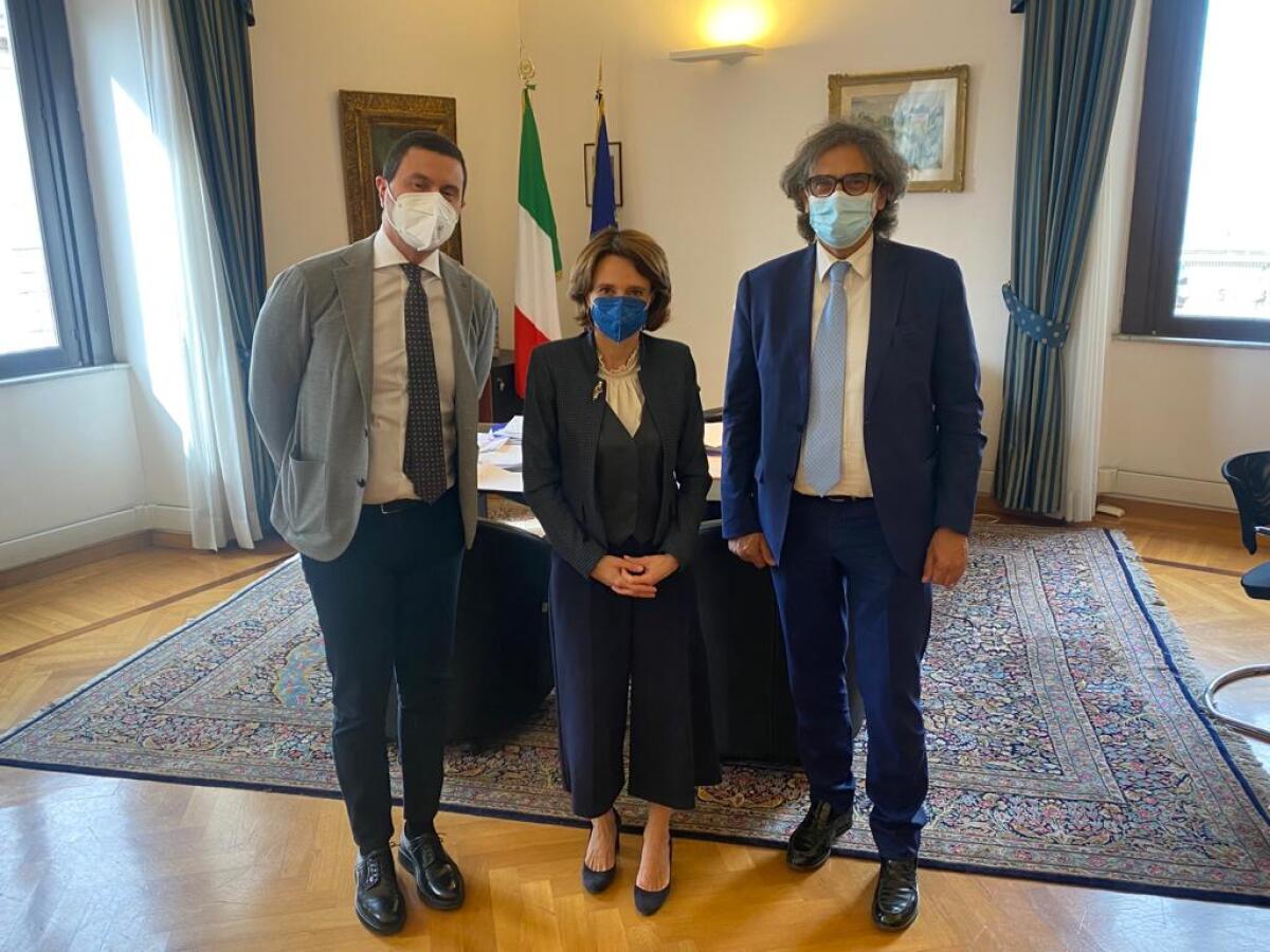 Famiglia, Alaia incontra il Ministro Bonetti - 