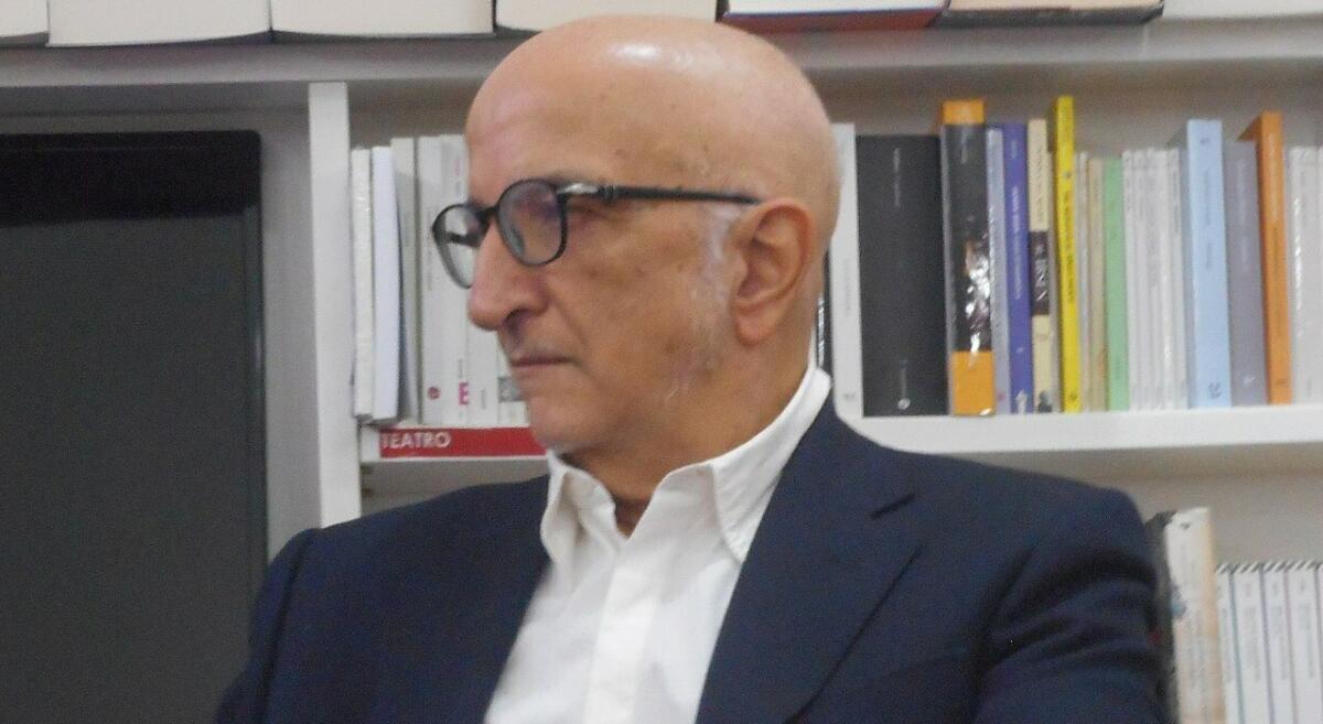 E' morto a Napoli per una polmonite, complicanza del Covid, lo scrittore e musicista Michele Serio - 