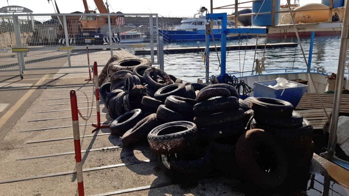 La Guardia Costiera di Napoli e il Parco Sommerso di Gaiola raccolgono 70 PFU in mare