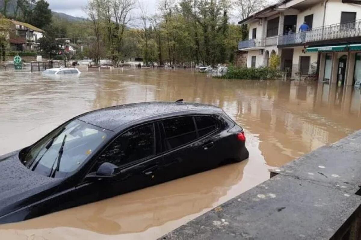 Campania flagellata dal maltempo, allagamenti nel casertano e nel sannio - 