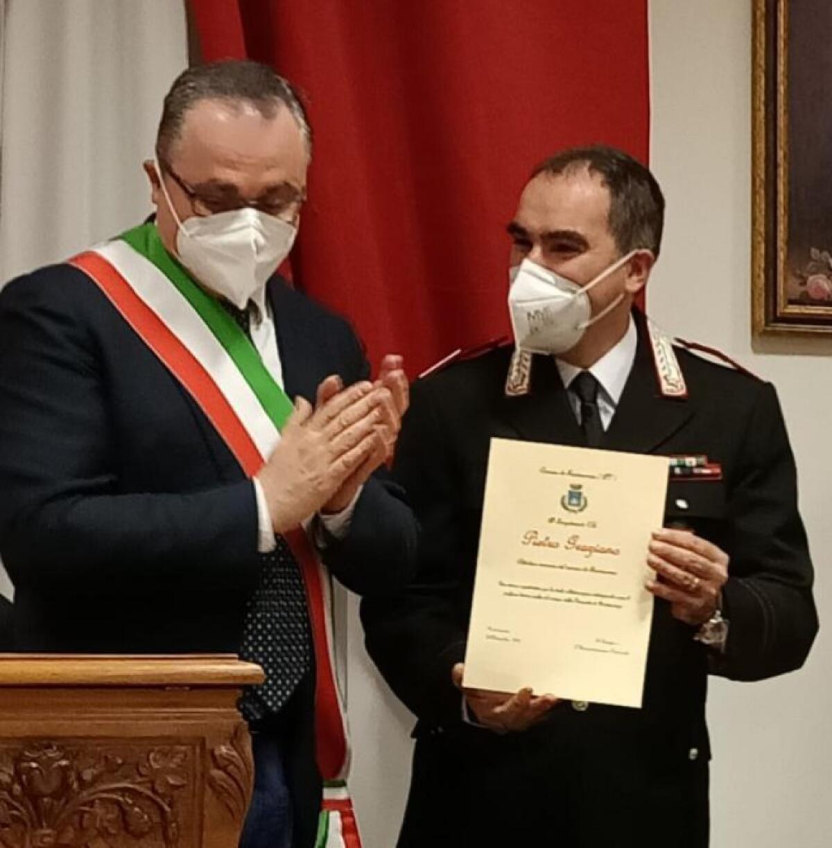 Fontanarosa. Cittadinanza onoraria all'ex Comandante della Stazione Carabinieri, Luogotenente C.S. Graziano Pietro - 