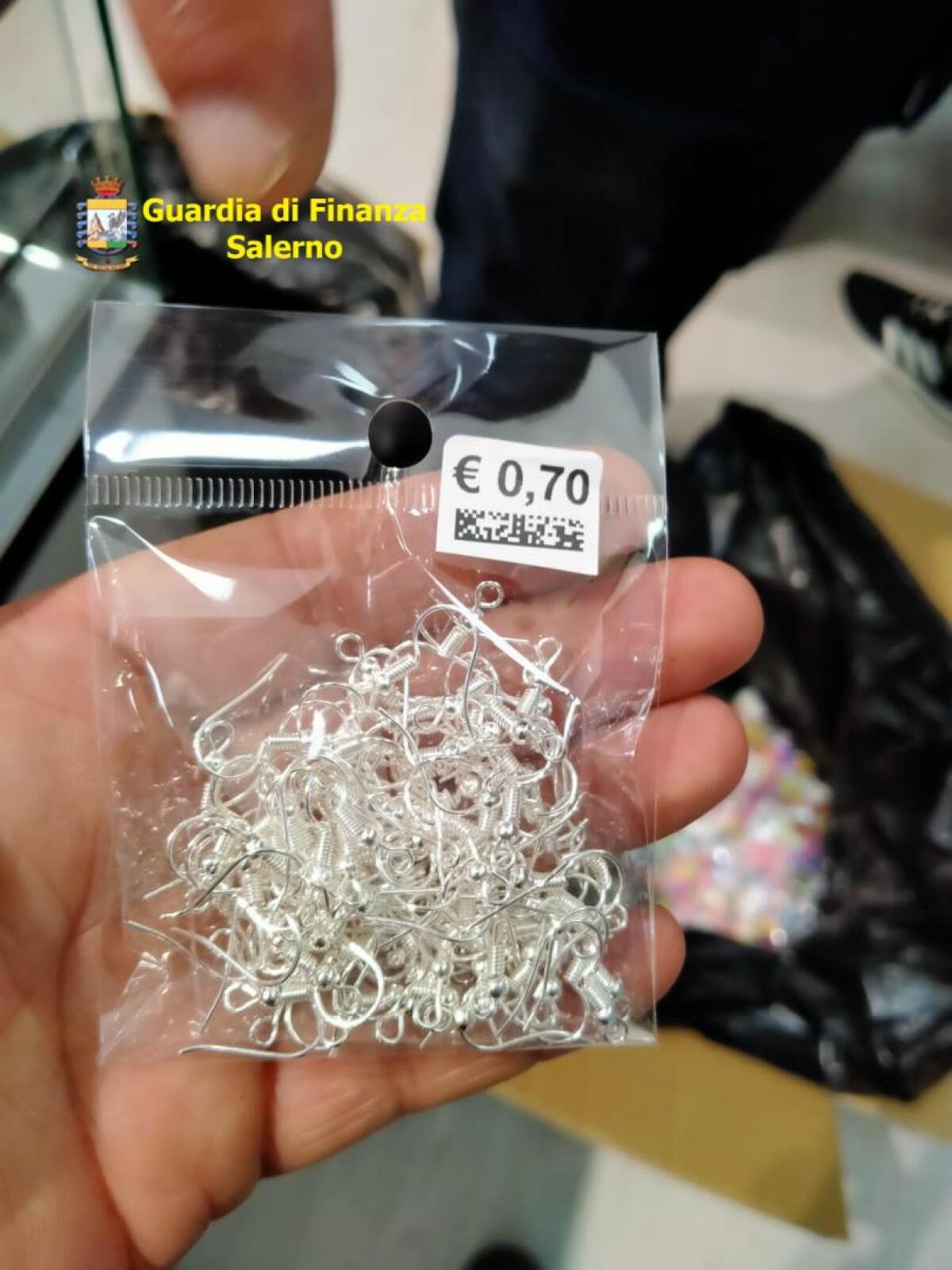 Sequestrati oltre 480 mila articoli “potenzialmente” pericolosi per la salute dei consumatori. - 