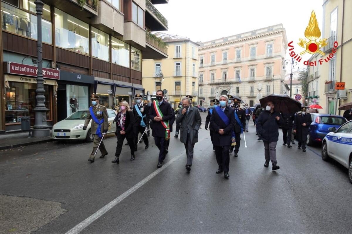 Vigili del fuoco di Avellino alle celebrazioni del 4 Novembre - 