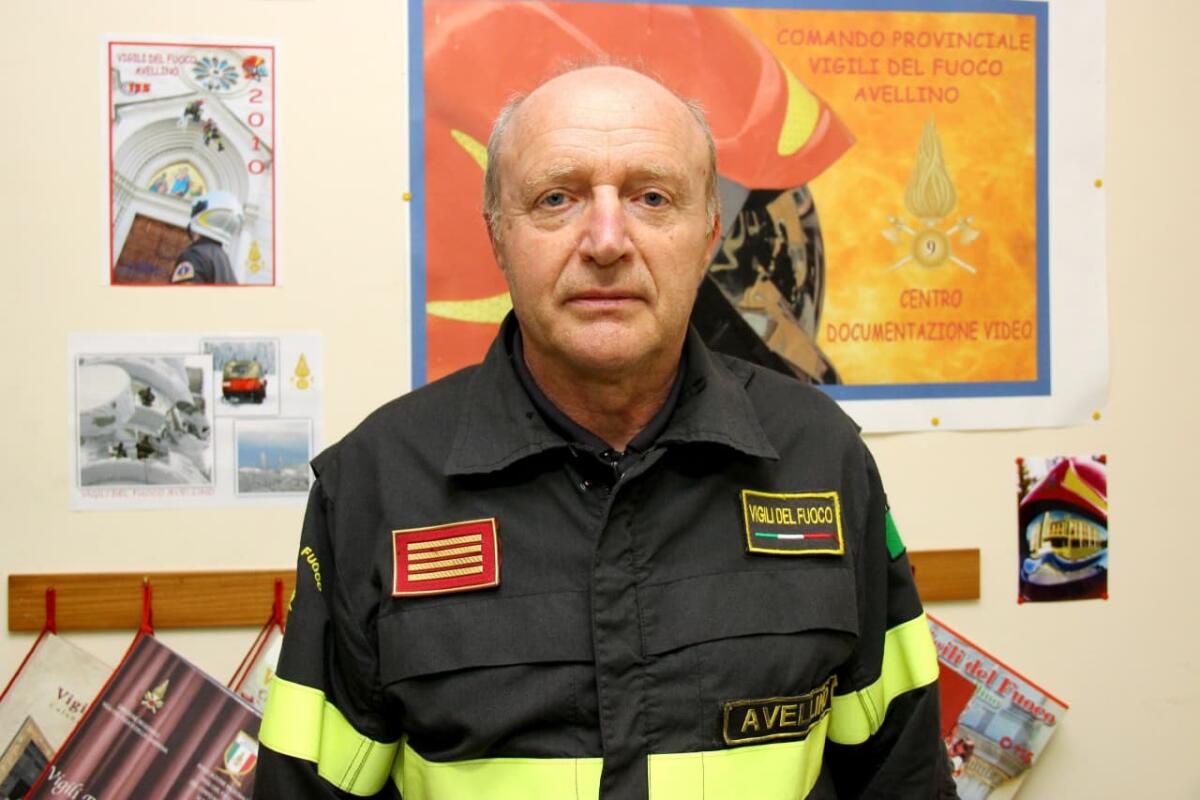 Vigili del fuoco di Av: ha lasciato il servizio attivo Antonio De Cunzo - 