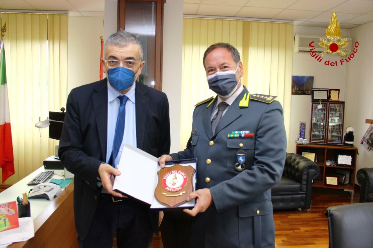 Nuovo Comandante Guardia di Finanza in vista al Comando Vigili del Fuoco di Av - 