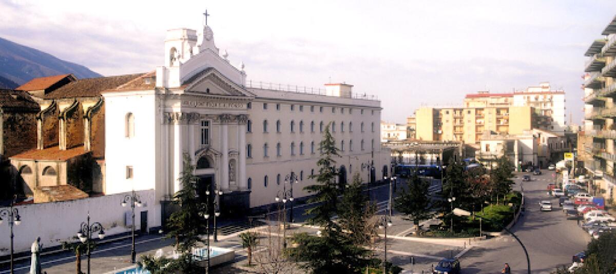 Un uomo si è ucciso nella Basilica di Sant'Alfonso a Pagani. - 