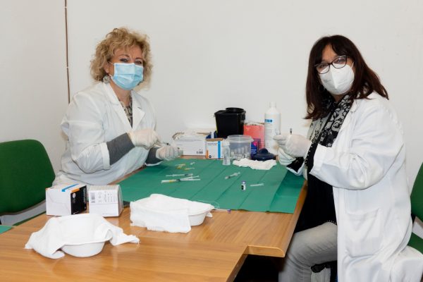 Hub Montesarchio: inoculate 370 dosi di vaccino
