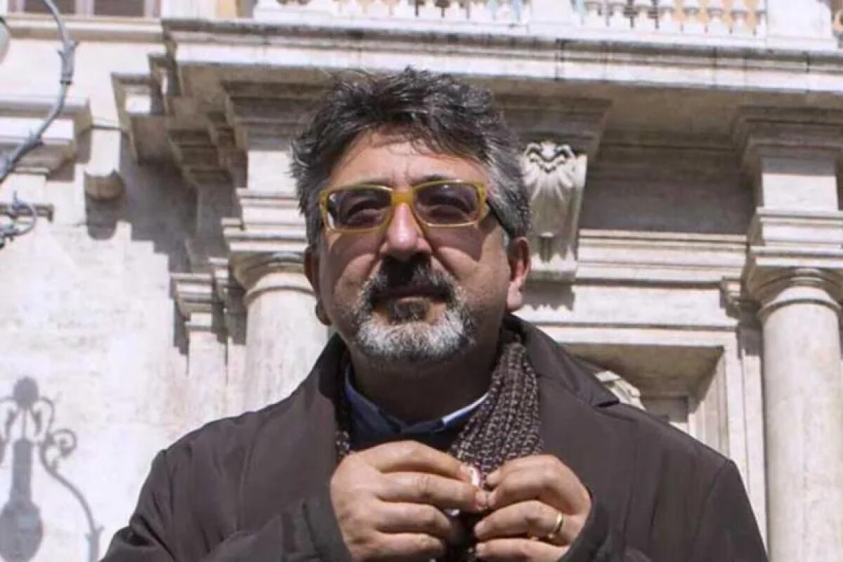 Bartolomeo Pepe ex senatore no vax intubato al Cotugno: è grave - 