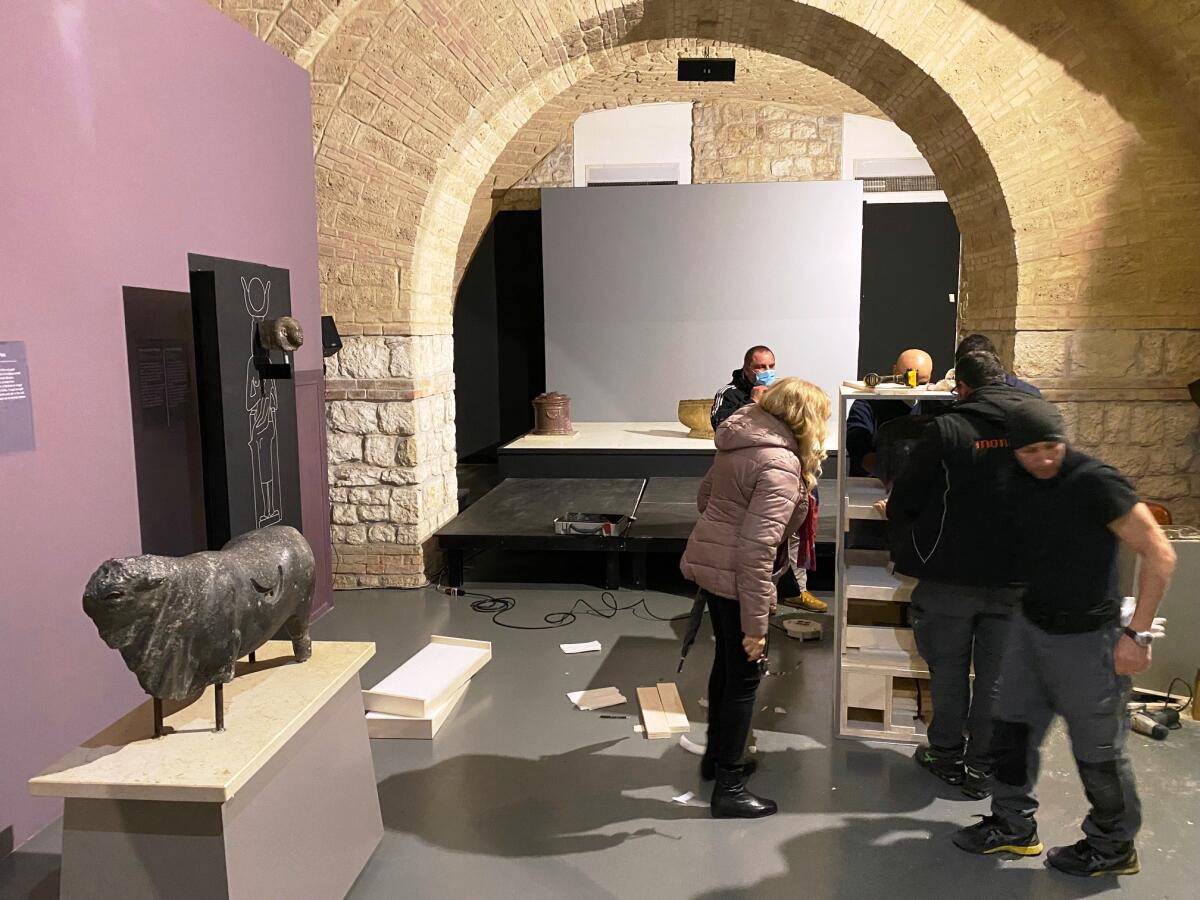 Sono in viaggio per l’Olanda 3 reperti archeologici del Tempio di Iside - 