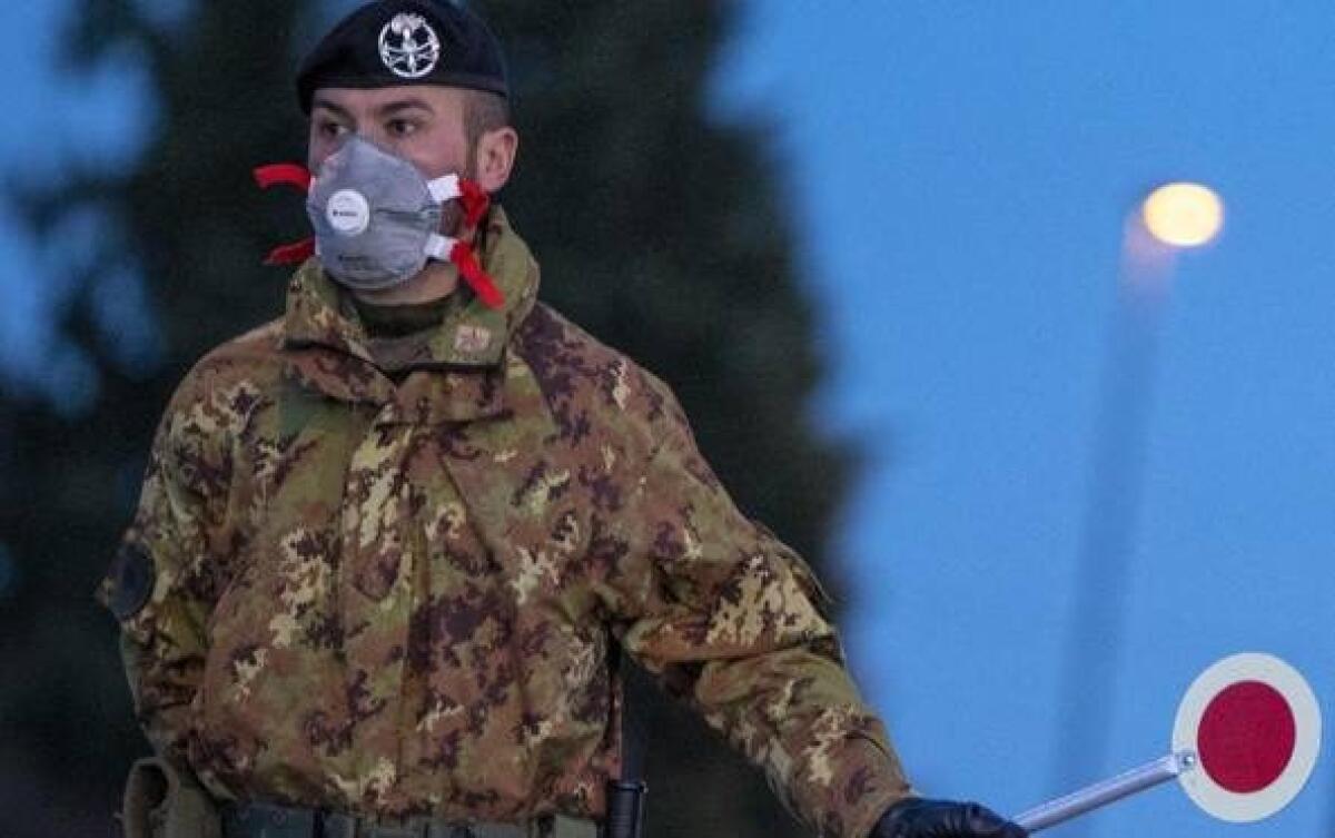 Covid. Troppi contagi: Sindaco chiede esercito per Capodanno - 