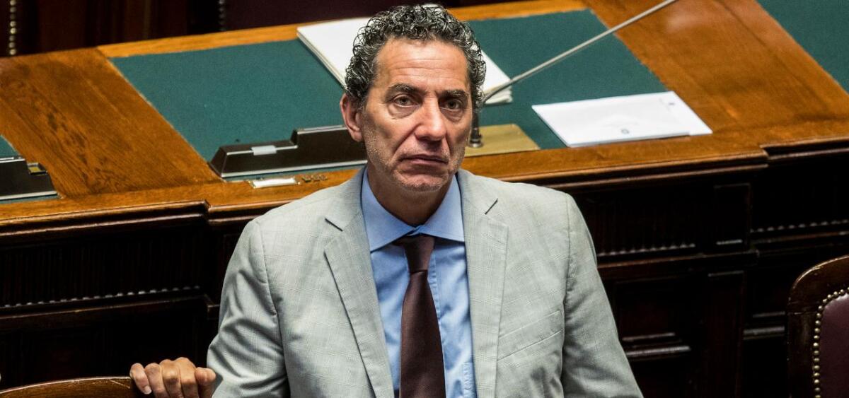 M5S, Cioffi: “I figli di Vincenzo De Luca Professori universitari: depositata interrogazione”. - 