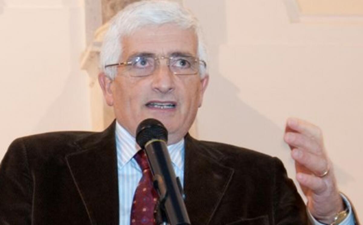 D'Ercole: la politica ha un disperato bisogno di esempi positivi - 